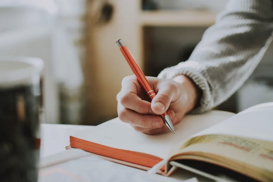 What do I need to do during the summer after receiving the offer, so that I can get a 4.0 in my first year of college?